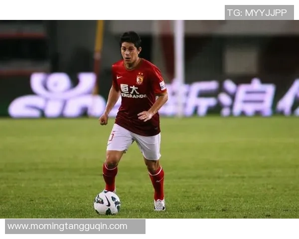 足球明星孔卡精彩瞬间回顾与个人魅力展示的完美结合