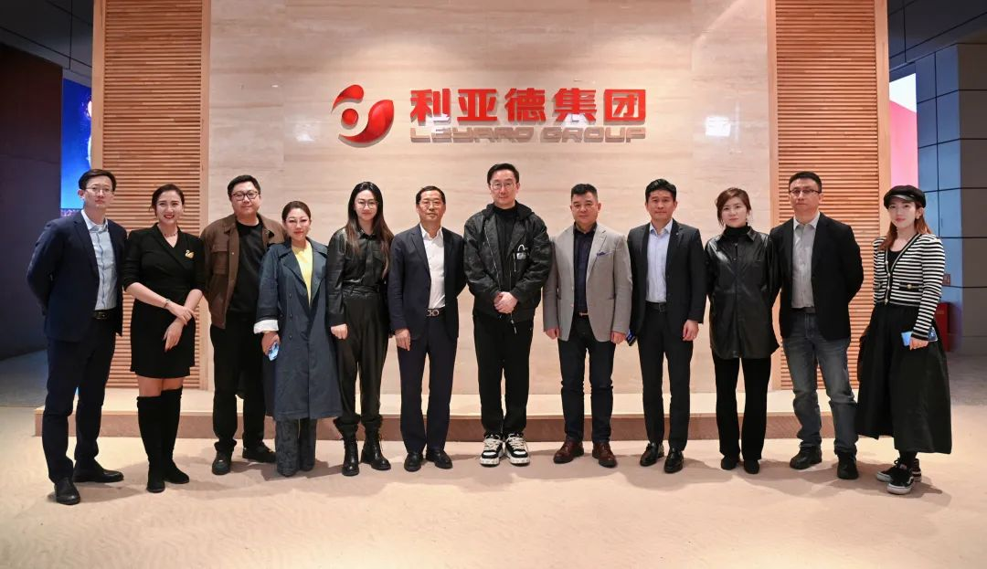 陆川导演到访MG冰球突破官网，解锁文化+科技融合新路径