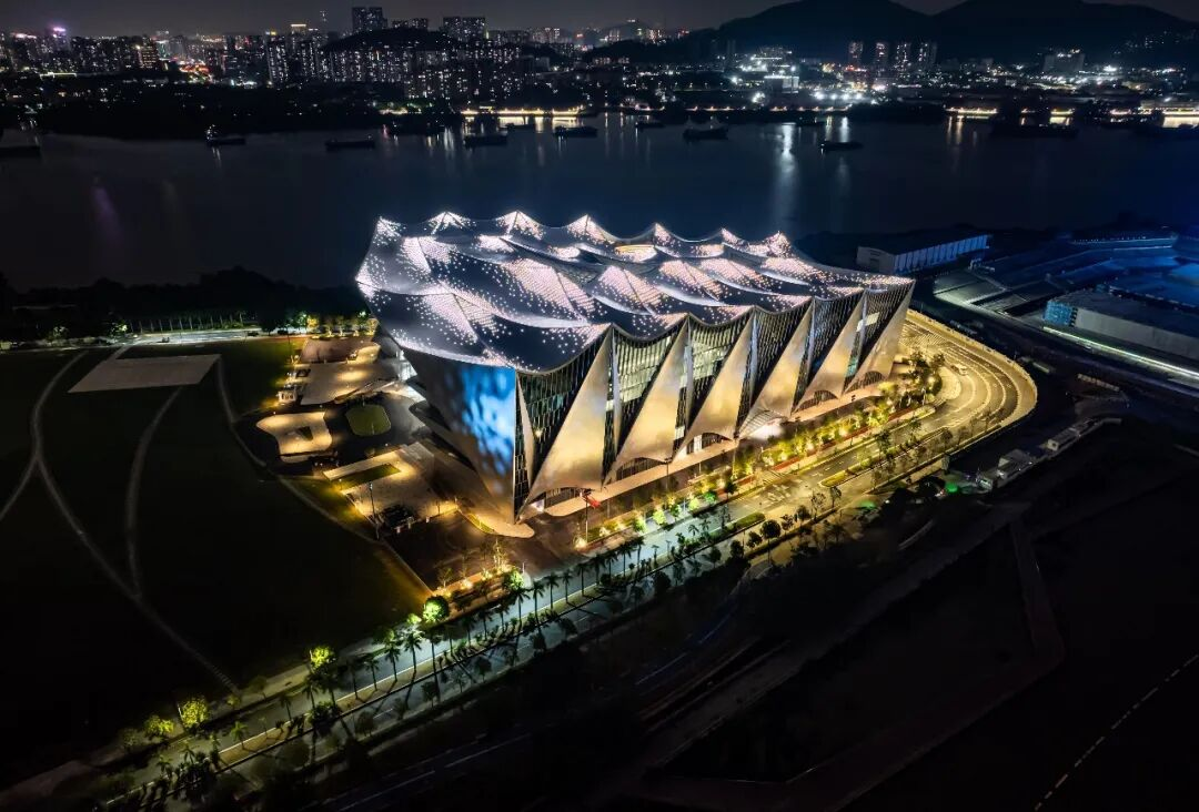 南沙地标+1！MG冰球突破官网助力大湾区科学会堂全面亮相，点亮珠江科创夜